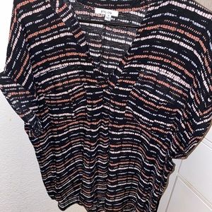 Vici Victory printed pocket top